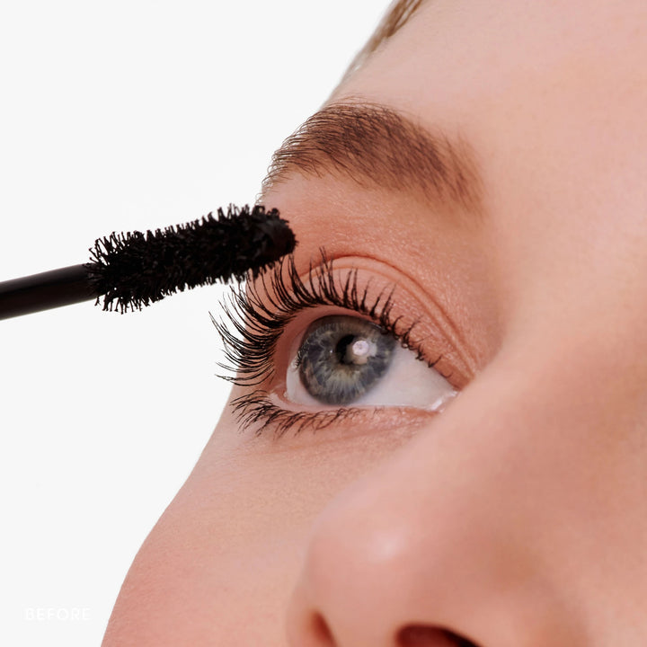 BEYOND LASH VOLUMIZING MASCARA - BLACK INK